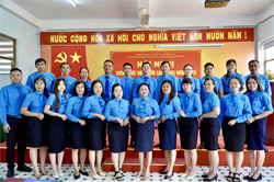 PHÂN HIỆU TRƯỜNG TRUNG CẤP KINH TẾ - KỸ THUẬT SỐ 2 TẠI TỈNH LÂM ĐỒNG TỔ CHỨC HỘI NGHỊ VIÊN CHỨC, NGƯỜI LAO ĐỘNG  VÀ TỔNG KẾT HOẠT ĐỘNG NĂM 2025